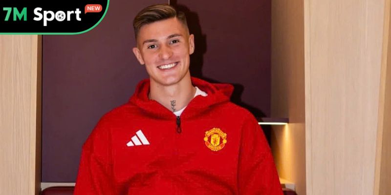 Sesko sẽ là trung tâm của hàng công MU mùa tới?